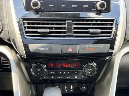 Used 2024 Mitsubishi Eclipse Cross SE AWD/4WD image 12