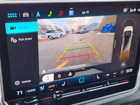 New 2026 Volkswagen ID.4 Pro image 18