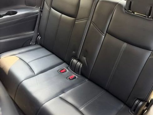 Used 2015 Nissan Pathfinder SL w/ SL Premium Package AWD/4WD image 18