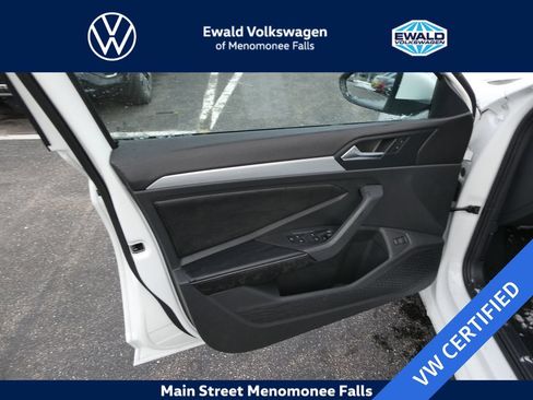 Used 2026 Volkswagen Jetta S FWD image 19