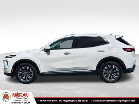 Used 2024 Buick Envision Preferred AWD/4WD image 2