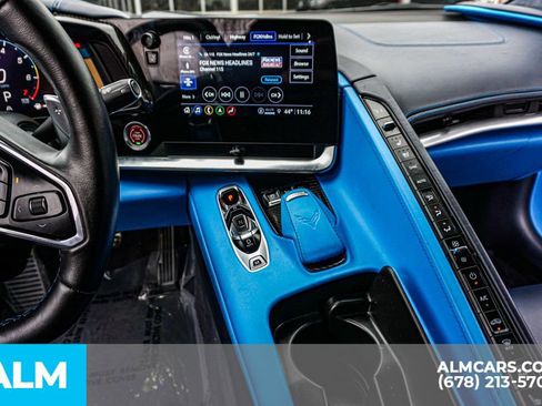 Used 2022 Chevrolet Corvette Stingray Premium Conv w/ Z51 Performance Package image 41