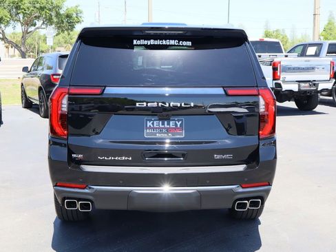 Certified 2026 GMC Yukon Denali Ultimate AWD/4WD image 7