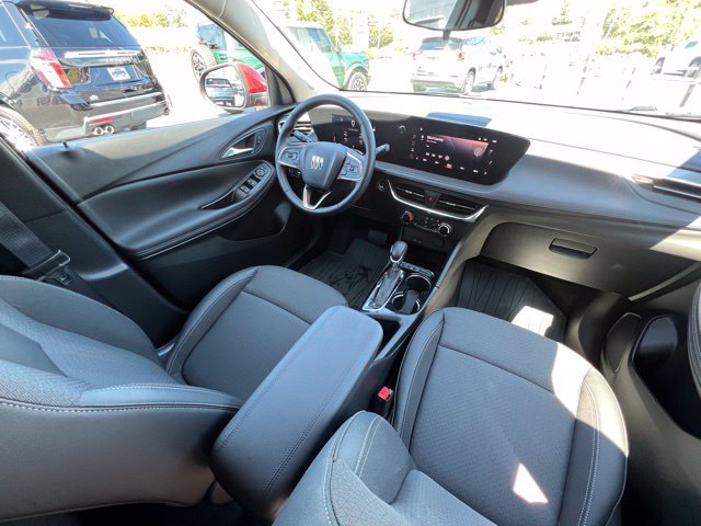 Used 2024 Buick Encore GX Preferred w/ Comfort Package AWD/4WD image 5