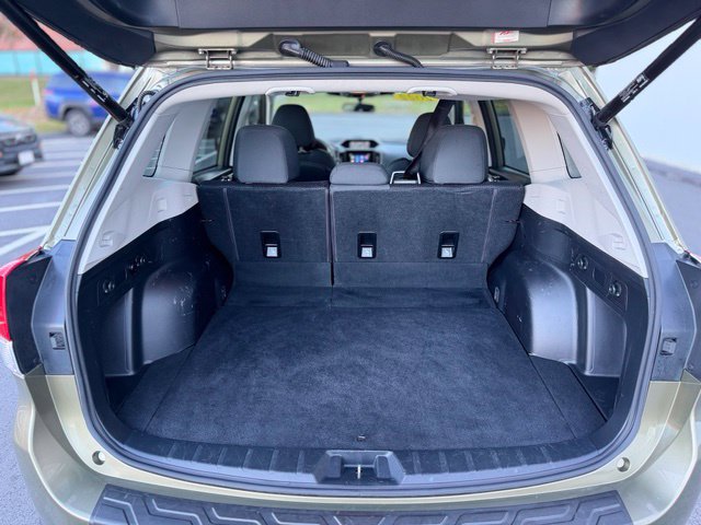 Used 2022 Subaru Forester Premium AWD/4WD image 22