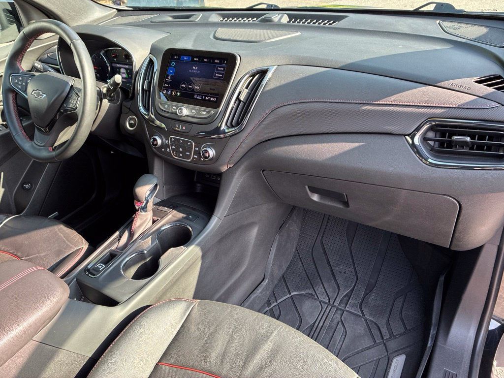 Used 2024 Chevrolet Equinox RS w/ RS Leather Package AWD/4WD image 39