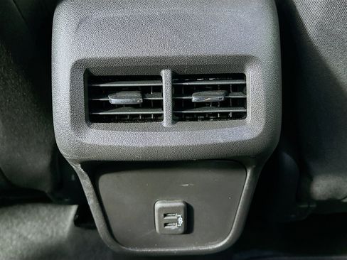 Used 2024 Chevrolet Equinox LS FWD image 25