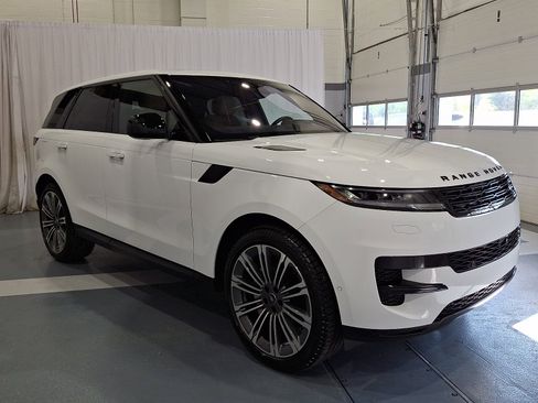 Certified 2023 Land Rover Range Rover Sport SE AWD/4WD image 6