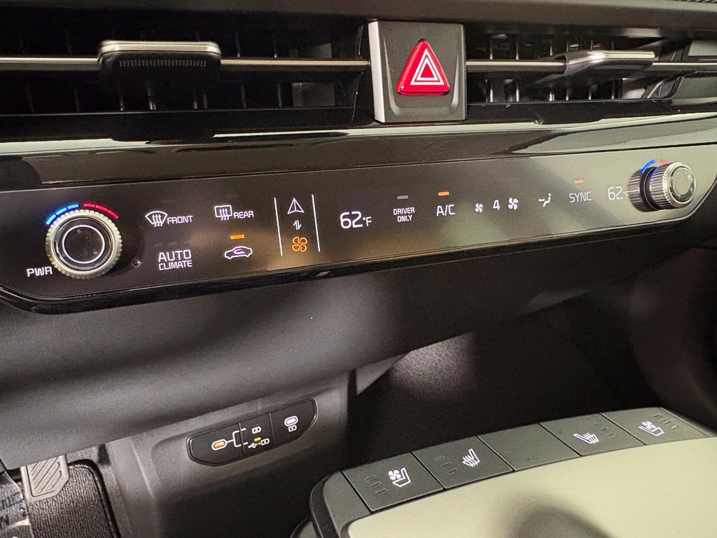New 2026 Kia EV6 Wind RWD image 32
