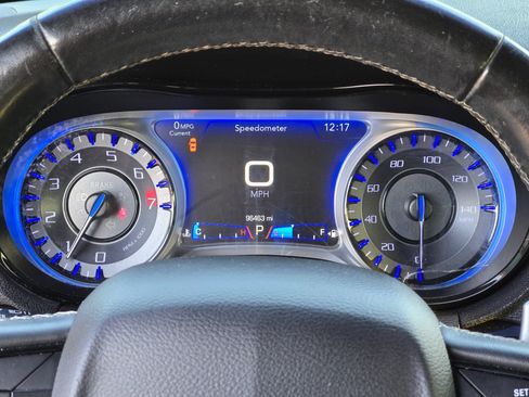 Used 2018 Chrysler 300 S w/ 300S Premium Group 2 RWD image 15