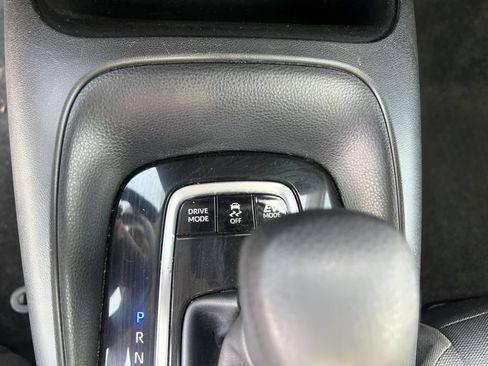 Used 2024 Toyota Corolla LE FWD image 28