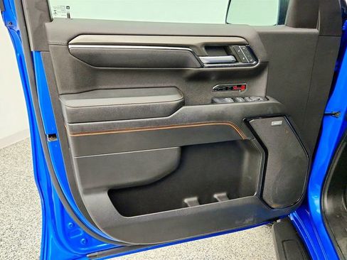 Used 2022 GMC Sierra 1500 AT4 w/ AT4 Premium Package AWD/4WD image 11