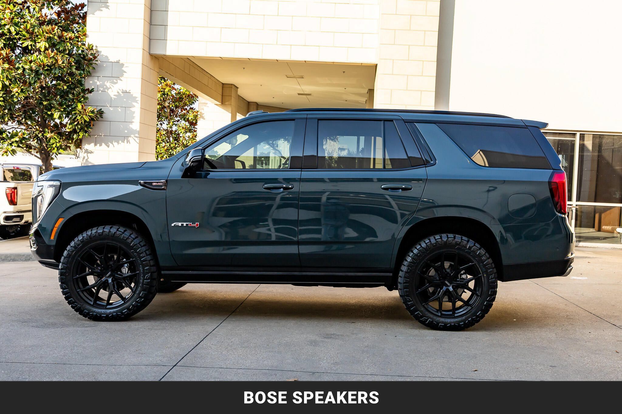 Used 2026 GMC Yukon AT4 Ultimate AWD/4WD image 6