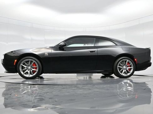 Used 2025 Dodge Charger Daytona Scat Pack w/ Track Pack AWD/4WD image 39