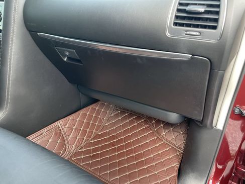 Used 2024 Nissan Armada Platinum w/ Captain's Chairs Package AWD/4WD image 38