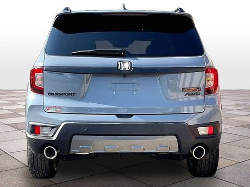 Used 2023 Honda Passport TrailSport image 4
