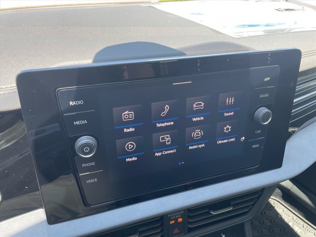 New 2026 Volkswagen Jetta SE FWD image 19