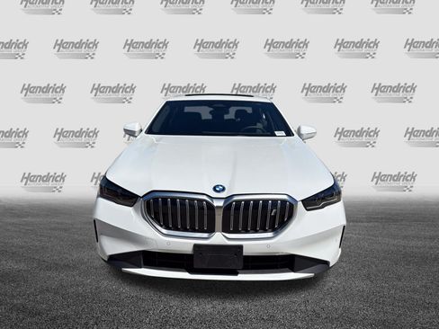 Certified 2024 BMW i5 eDrive40i w/ Convenience Package RWD image 3