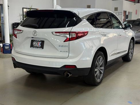 Used 2020 Acura RDX w/ Technology Package AWD/4WD image 2