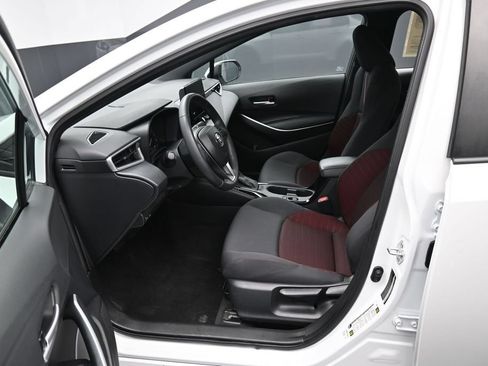 Certified 2024 Toyota Corolla SE w/ SE Premium Package FWD image 9