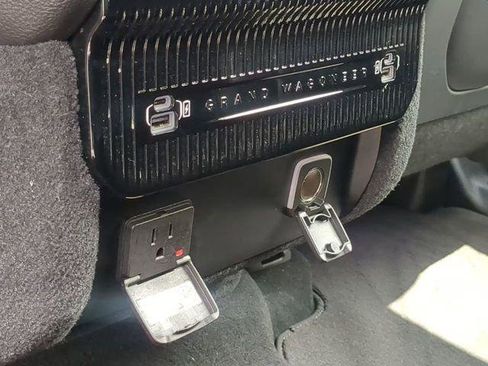 Certified 2023 Jeep Grand Wagoneer 4WD image 18