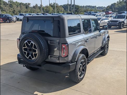 Used 2024 Ford Bronco Outer Banks AWD/4WD image 7