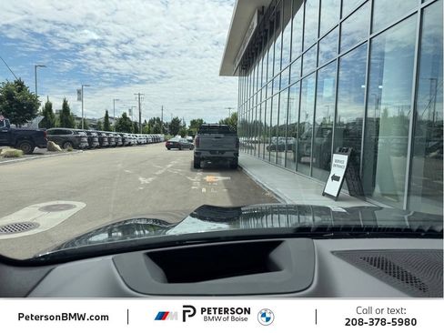 New 2026 BMW X5 xDrive50e w/ Premium Package AWD/4WD image 32