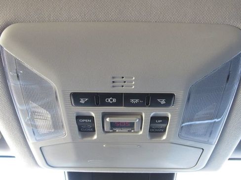 Used 2019 Toyota RAV4 XLE w/ Carpet Mat Package AWD/4WD image 23