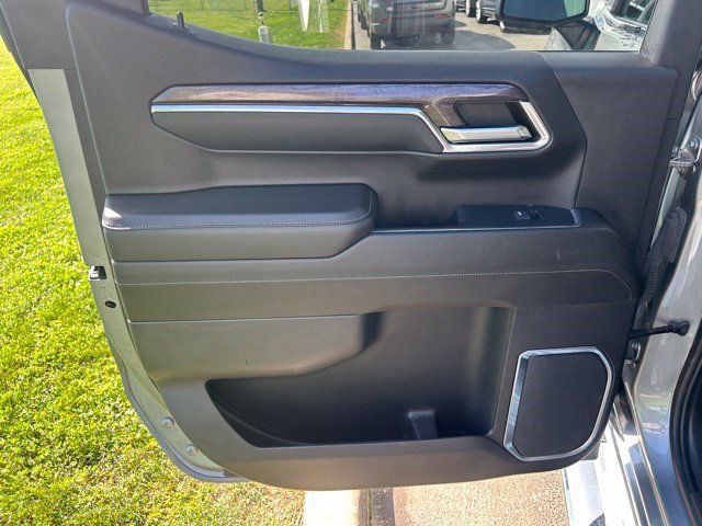 Used 2024 Chevrolet Silverado 1500 LTZ AWD/4WD image 39
