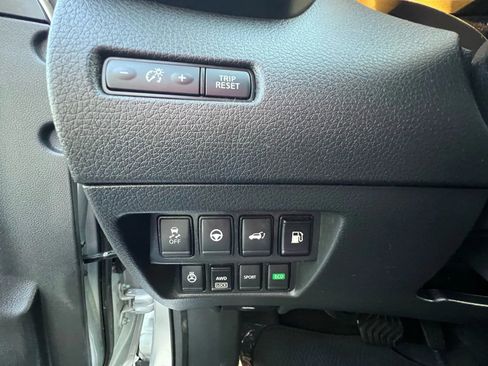 Used 2020 Nissan Rogue SL image 48