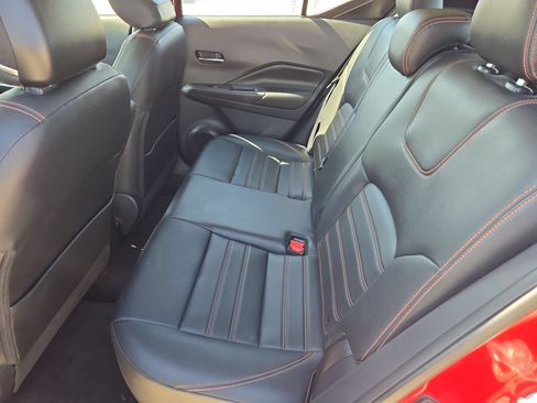 Used 2019 Nissan Kicks SR w/ SR Premium Package FWD image 13