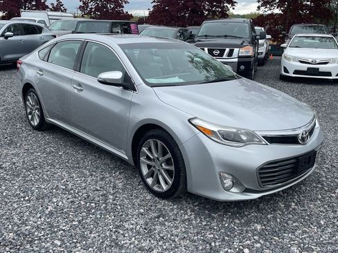Used 2014 Toyota Avalon XLE Touring FWD image 1
