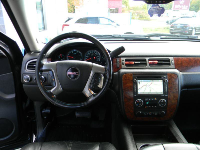 Used 2012 GMC Sierra 3500 SLT w/ SLT Convenience Package AWD/4WD image 18