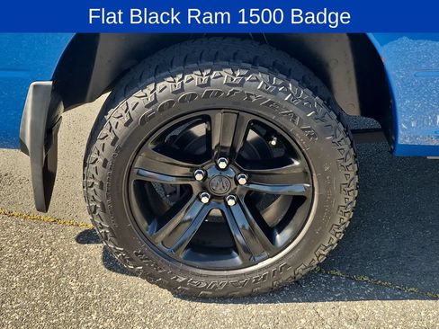 Used 2018 RAM 1500 Sport w/ Hydro Blue Sport Package AWD/4WD image 27