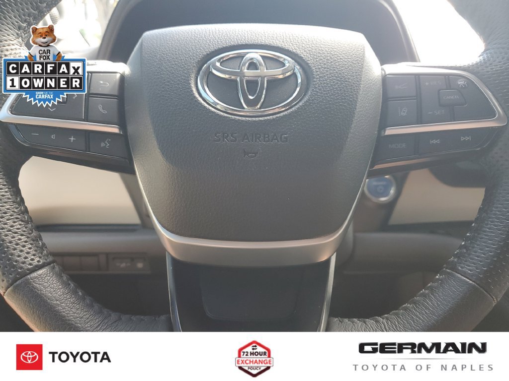 Used 2024 Toyota Sienna Limited FWD image 25