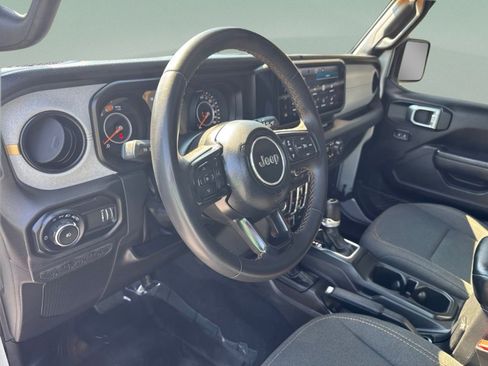 Used 2024 Jeep Wrangler Unlimited Sport AWD/4WD image 19