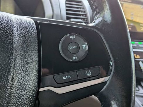 Used 2018 Honda Odyssey Touring image 28