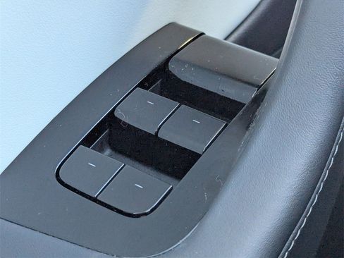 Used 2019 Tesla Model 3 Long Range image 18