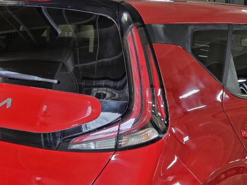 Used 2023 Kia Soul LX w/ Option Group 015 image 12