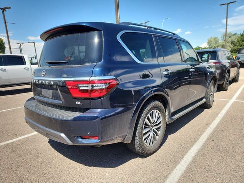 Used 2022 Nissan Armada SL w/ Captain's Chairs Package AWD/4WD image 3