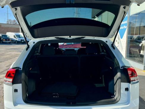 Used 2020 Volkswagen Atlas Cross Sport S image 8