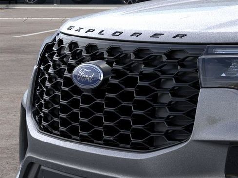 New 2026 Ford Explorer ST-Line AWD/4WD image 17