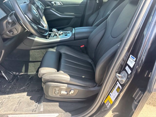 Used 2022 BMW X5 xDrive45e w/ Climate Comfort Package AWD/4WD image 44