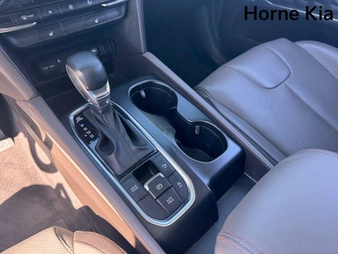 Used 2020 Hyundai Santa Fe SEL w/ Convenience + Premium Package FWD image 23