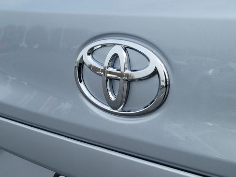 New 2026 Toyota Corolla Cross L image 6