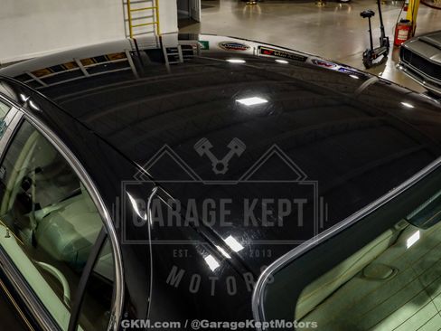 Used 2010 Lincoln Town Car Signature Limited image 40