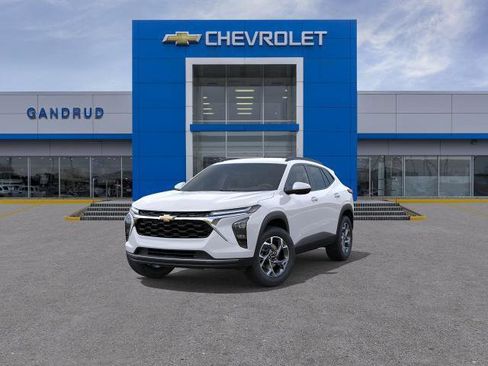 New 2026 Chevrolet Trax LT w/ Driver Confidence Package image 32