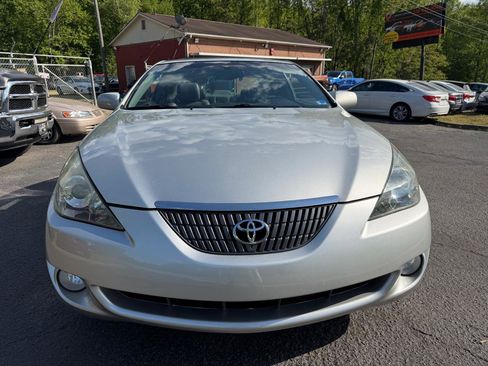 Used 2006 Toyota Solara SLE FWD image 2
