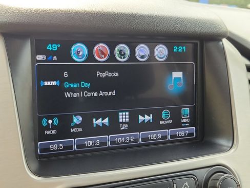 Used 2018 GMC Yukon SLT w/ Open Road Package AWD/4WD image 30