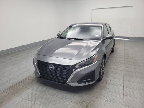 Used 2023 Nissan Altima 2.5 SV FWD image 15